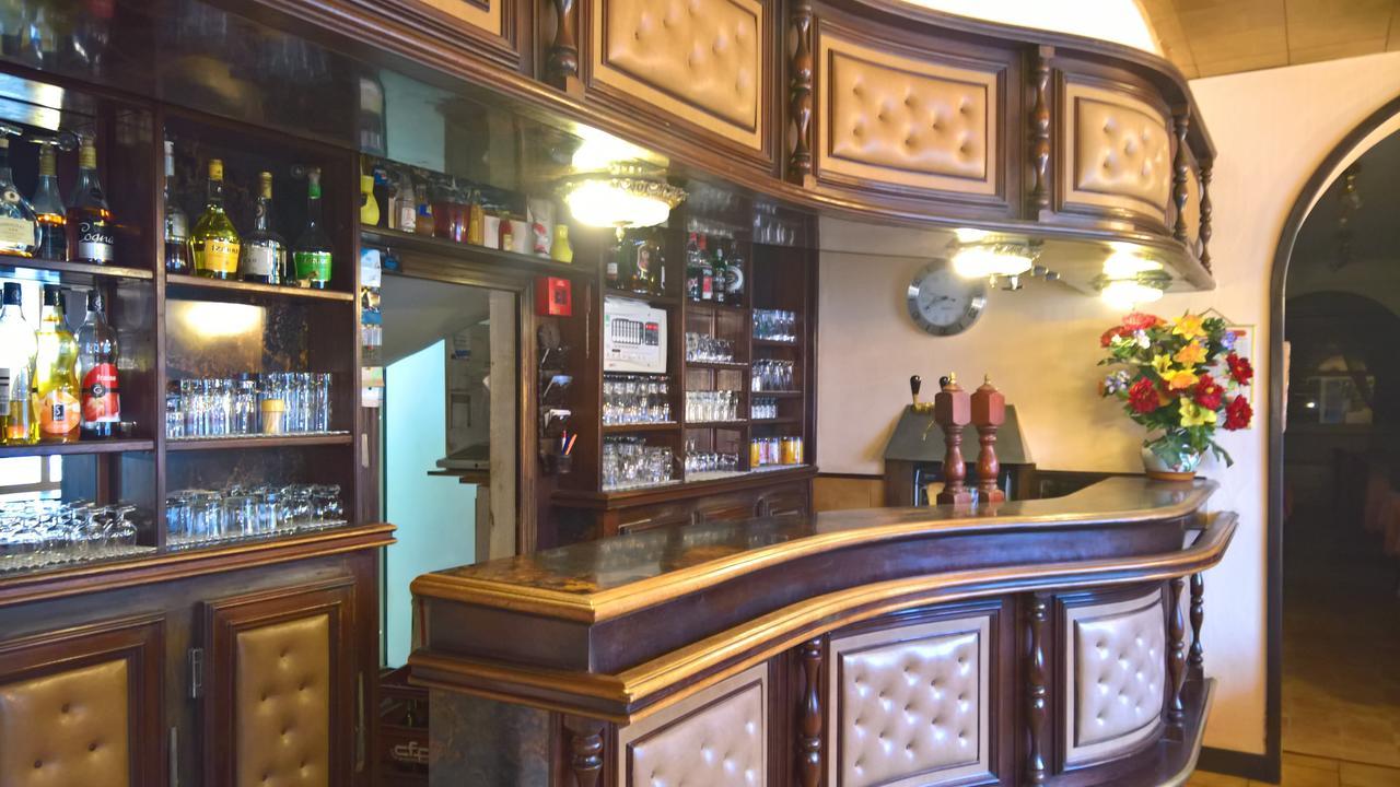 Hotel Restaurant Du Parc 卡布勒通 外观 照片